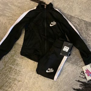 Nike girls set